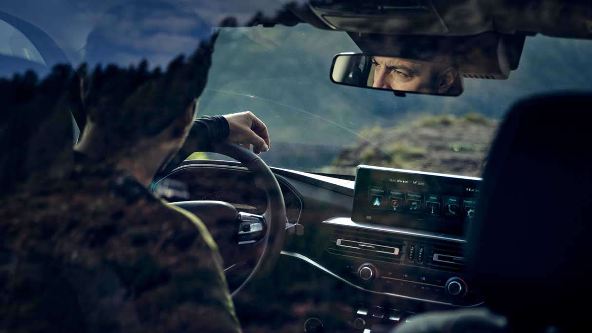 Салон Peugeot Landtrek, місце водія